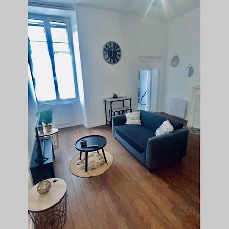 Le Contemporain Apartment Issoudun Ngoại thất bức ảnh